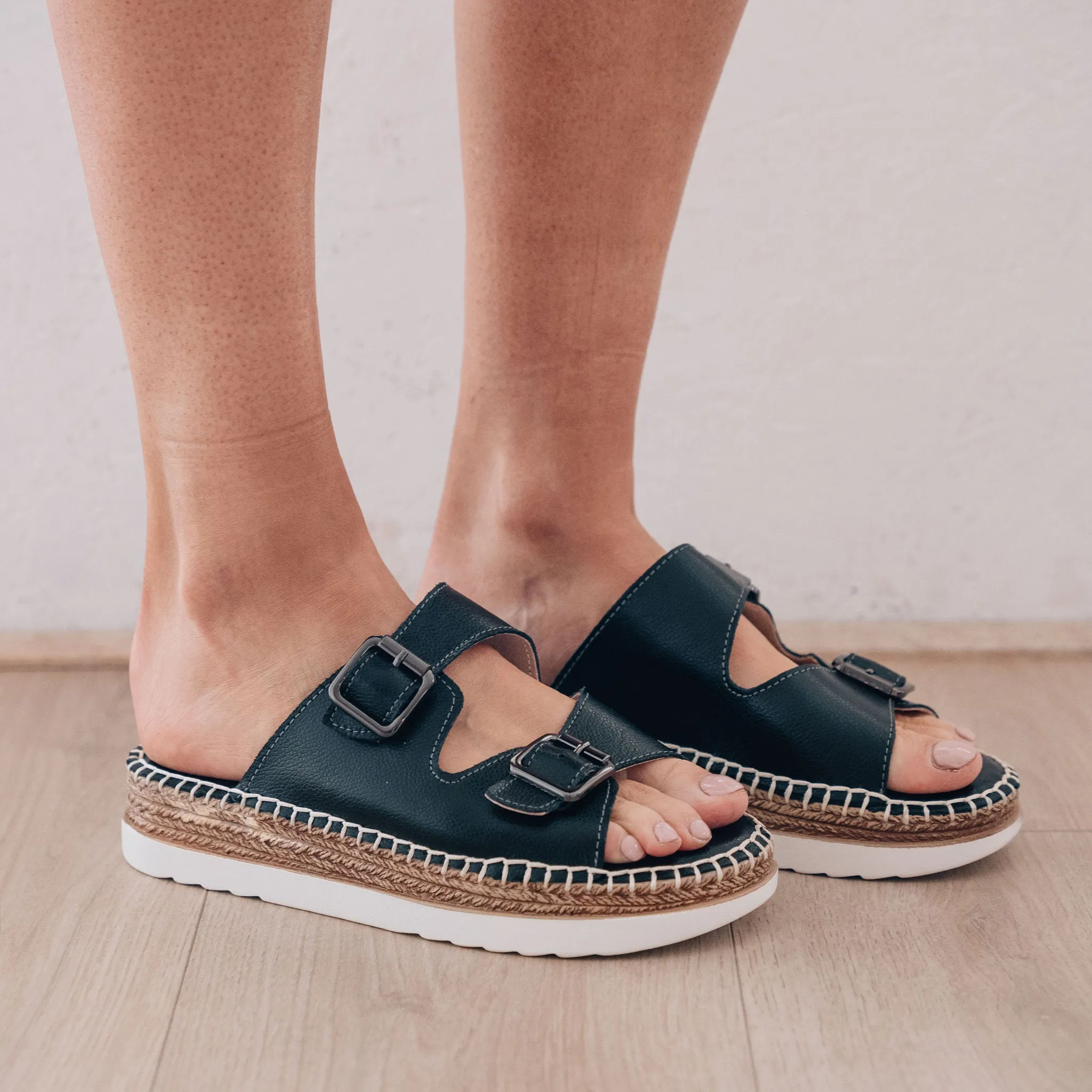 Cassia sandal - black