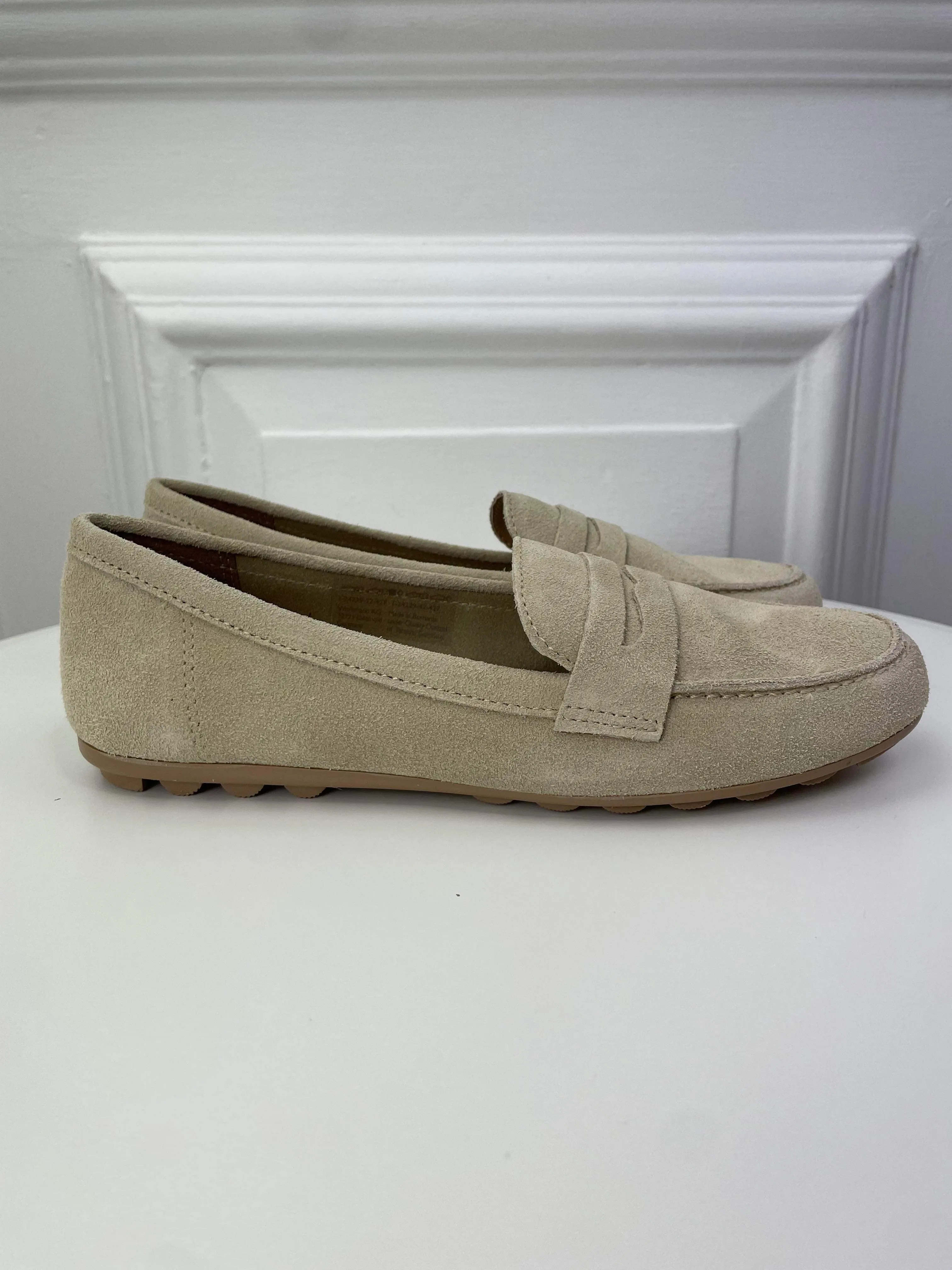 Tamaris Suede Loafers - Cream